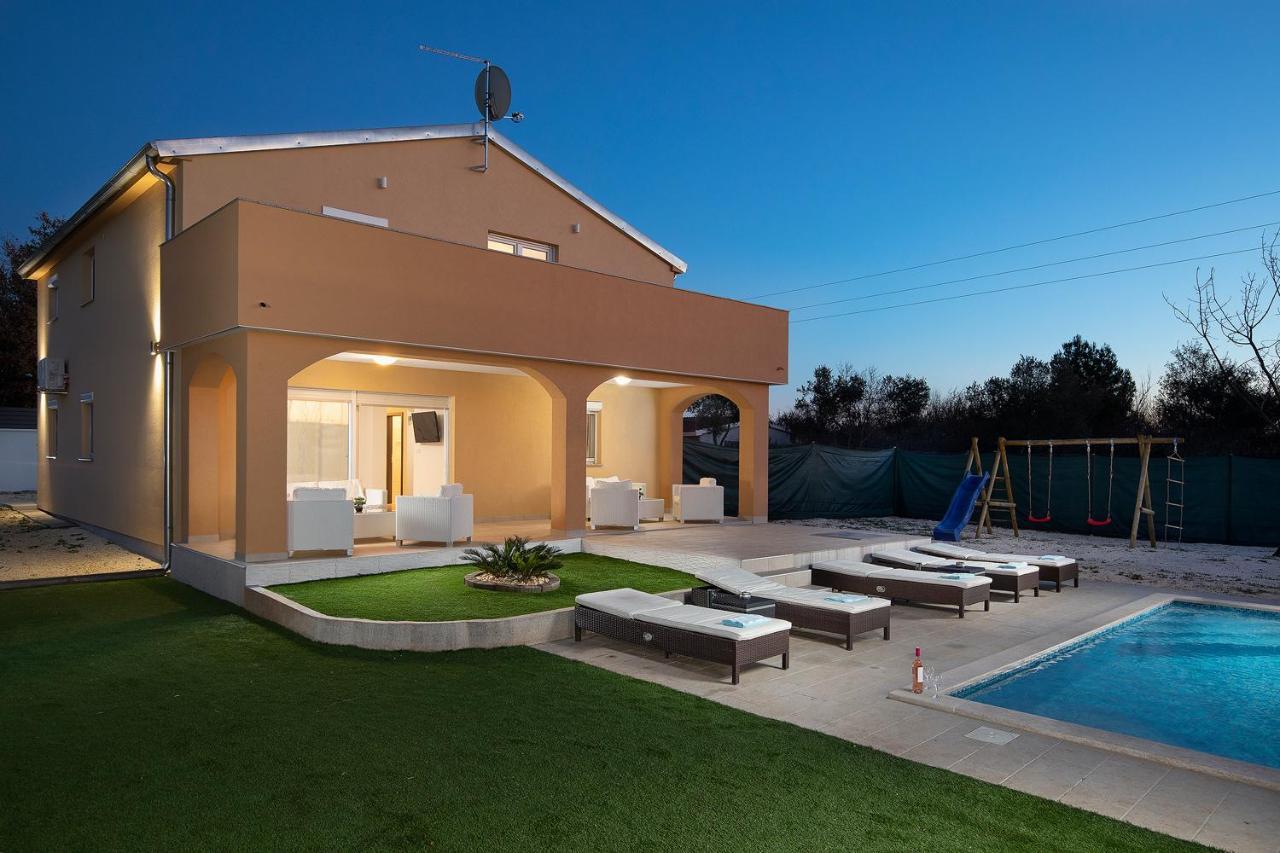 Villa Suhalj Medulin Exterior photo